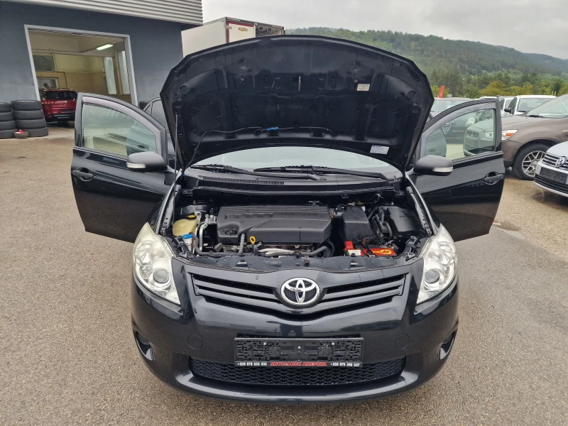 Toyota Auris 1.3VVT-I FACELIFT-10%, снимка 16 - Автомобили и джипове - 51422786