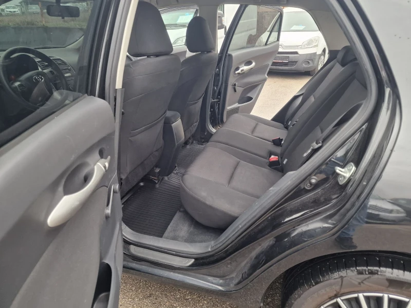 Toyota Auris 1.3VVT-I FACELIFT-10%, снимка 14 - Автомобили и джипове - 51422786