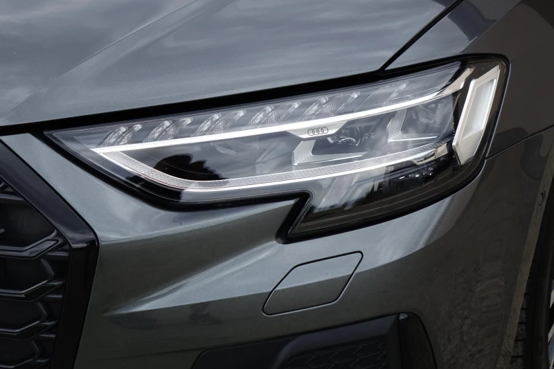 Audi A8 50TDI* FACELIFT* B&O* 360* OLED LIGHTS* , снимка 4 - Автомобили и джипове - 51485009