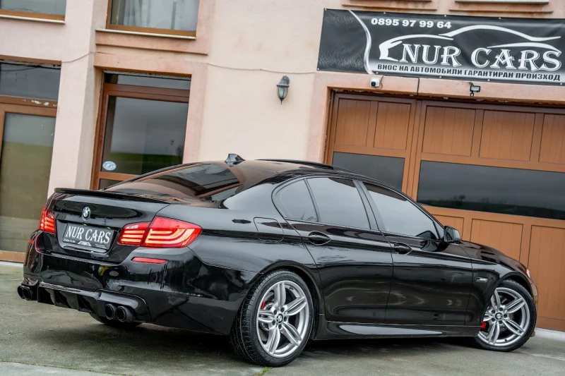 BMW 530 ДИСТРОНИК/ВАКУУМ/KEYLESS/HEAD UP/ПЕЧКА/CARPLAY/, снимка 5 - Автомобили и джипове - 52700125