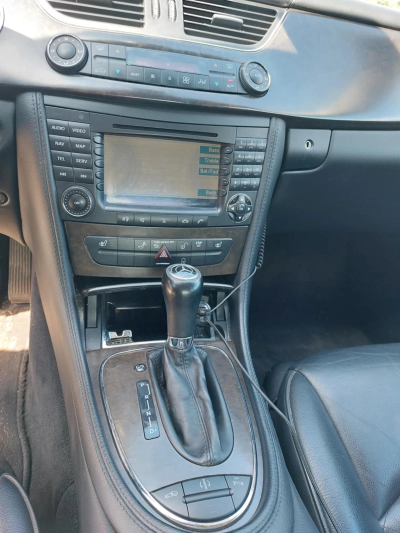 Mercedes-Benz CLS 500 Газ-бензин, снимка 7 - Автомобили и джипове - 53475106