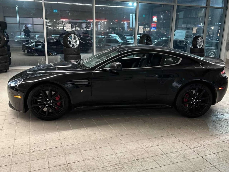 Aston Martin V8 Vantage * S * CARFAX * ЦЕНА ДО БГ, снимка 3 - Автомобили и джипове - 53534257