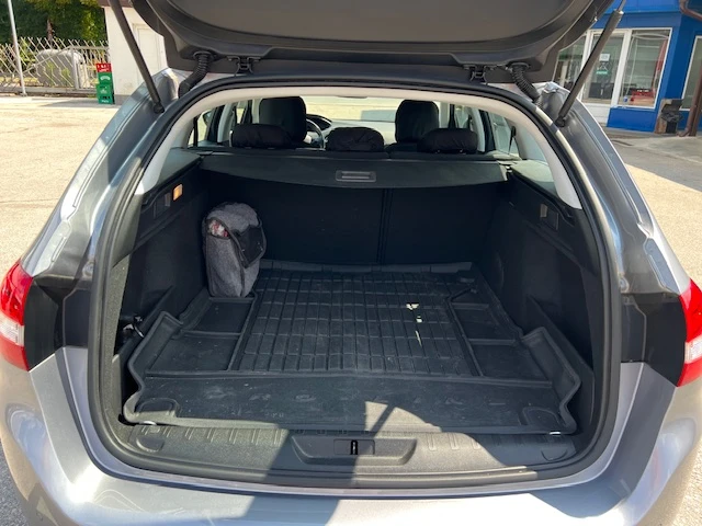 Peugeot 308 SW 1.5 BlueHDi 102 - изображение 7