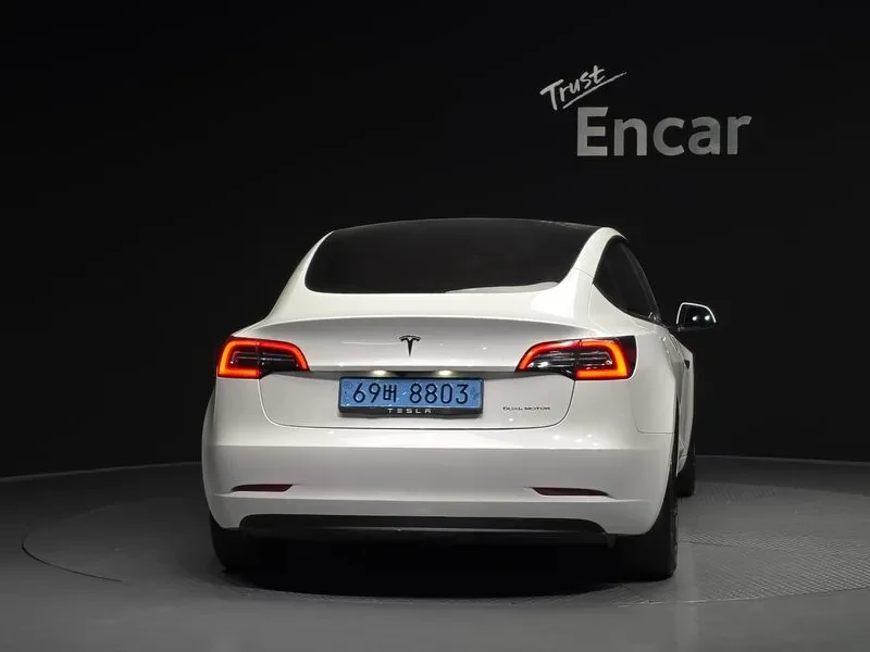 Tesla Model 3 Long-Range, снимка 4 - Автомобили и джипове - 54746533