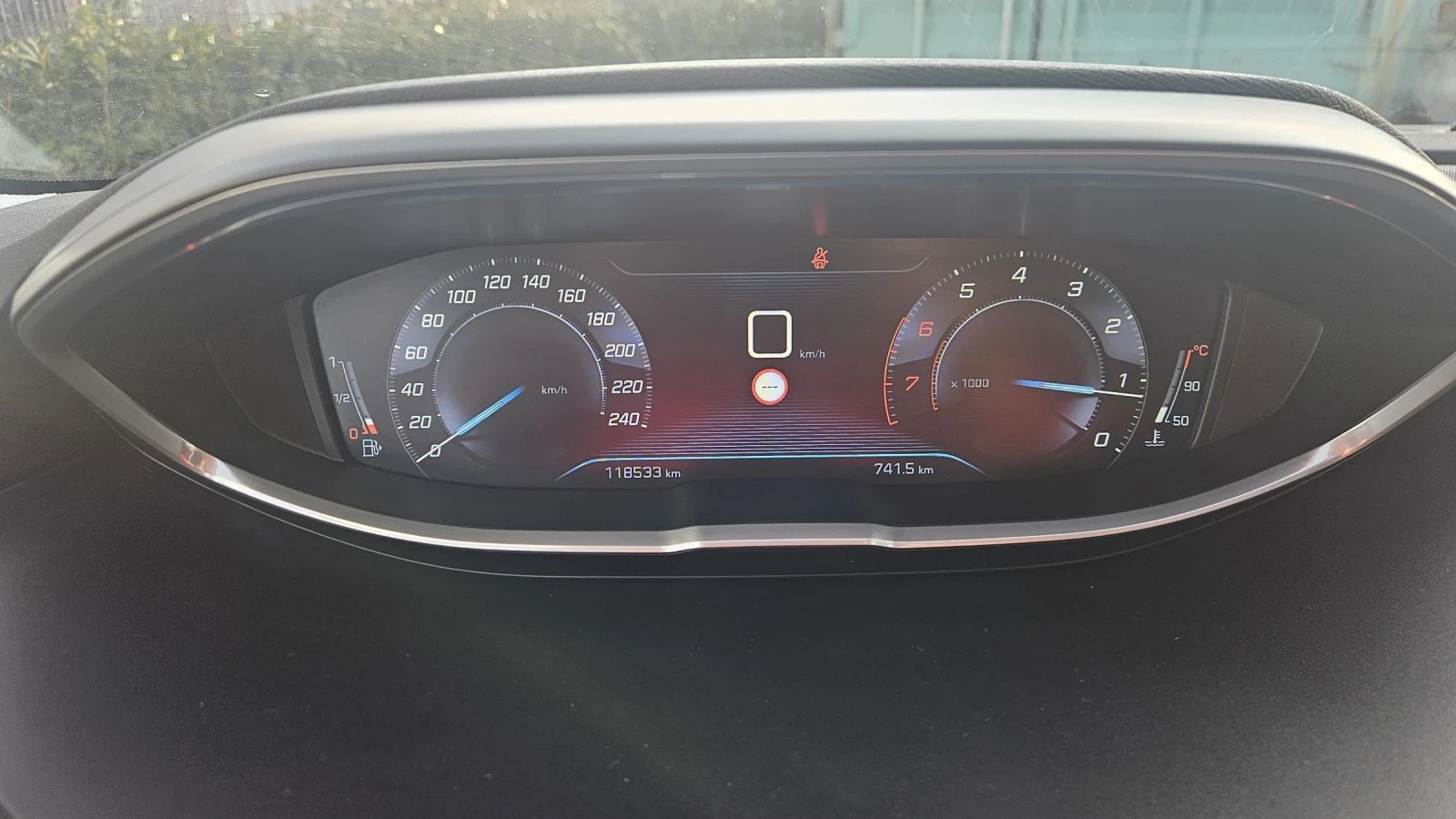 Peugeot 3008 1.2i Puretech | Mobile.bg � ����������� 12