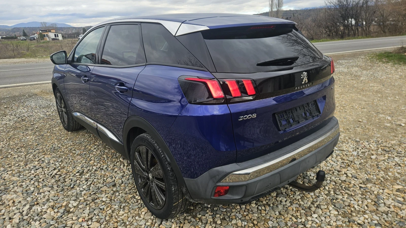 Peugeot 3008 1.2i Puretech, снимка 3 - Автомобили и джипове - 54214572