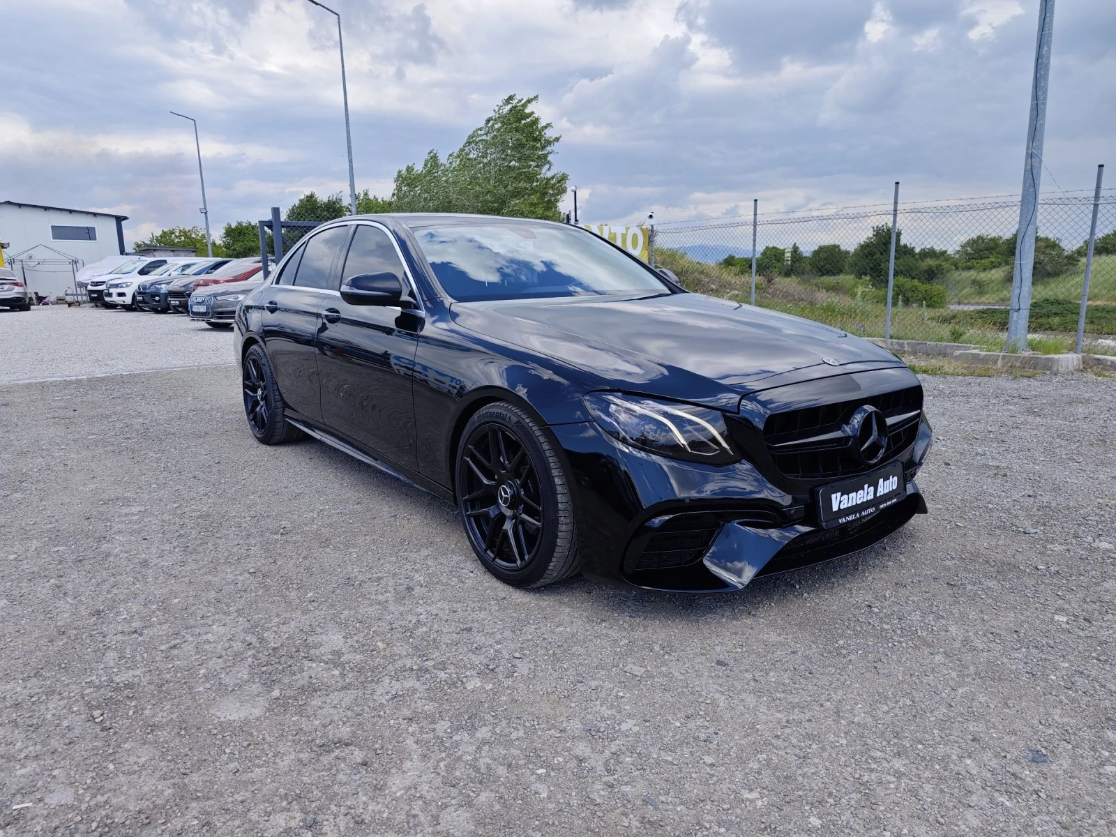 Mercedes-Benz E 220 DIGITAL AMG TOP - изображение 3