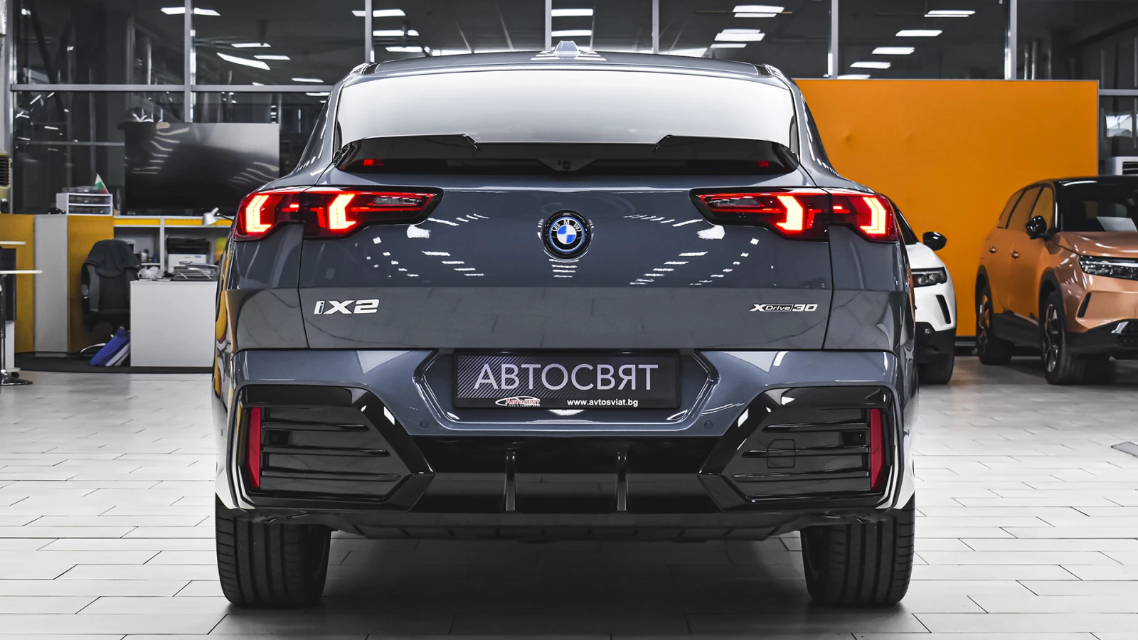 BMW iX2 xDrive30 M Sport - изображение 3