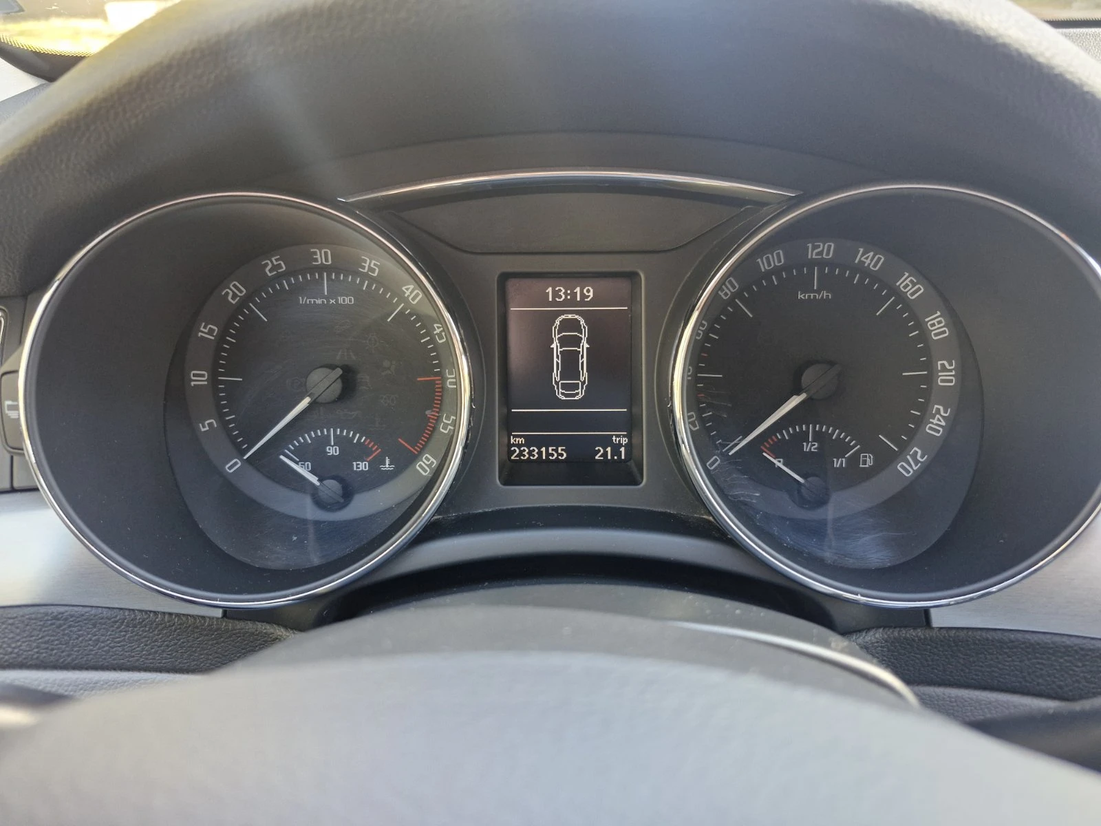 Skoda Superb  - изображение 7