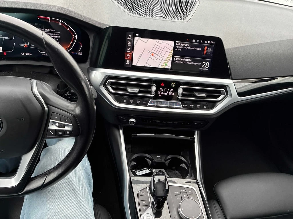 BMW 330 i xDrive 2019* CARFAX * БЕЗ ПЪРВОНАЧАЛНА ВНОСКА - изображение 9