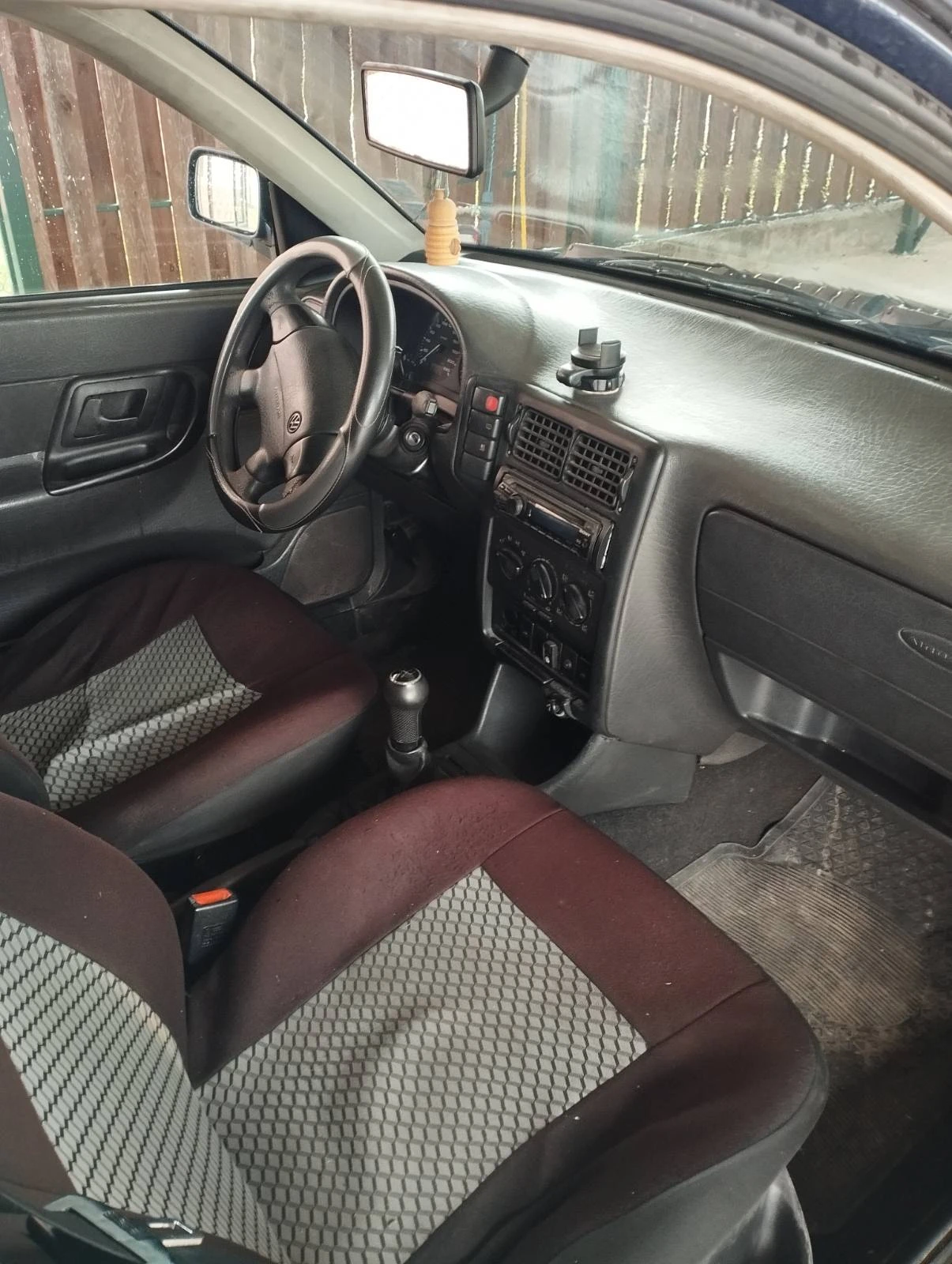 VW Polo  - изображение 6