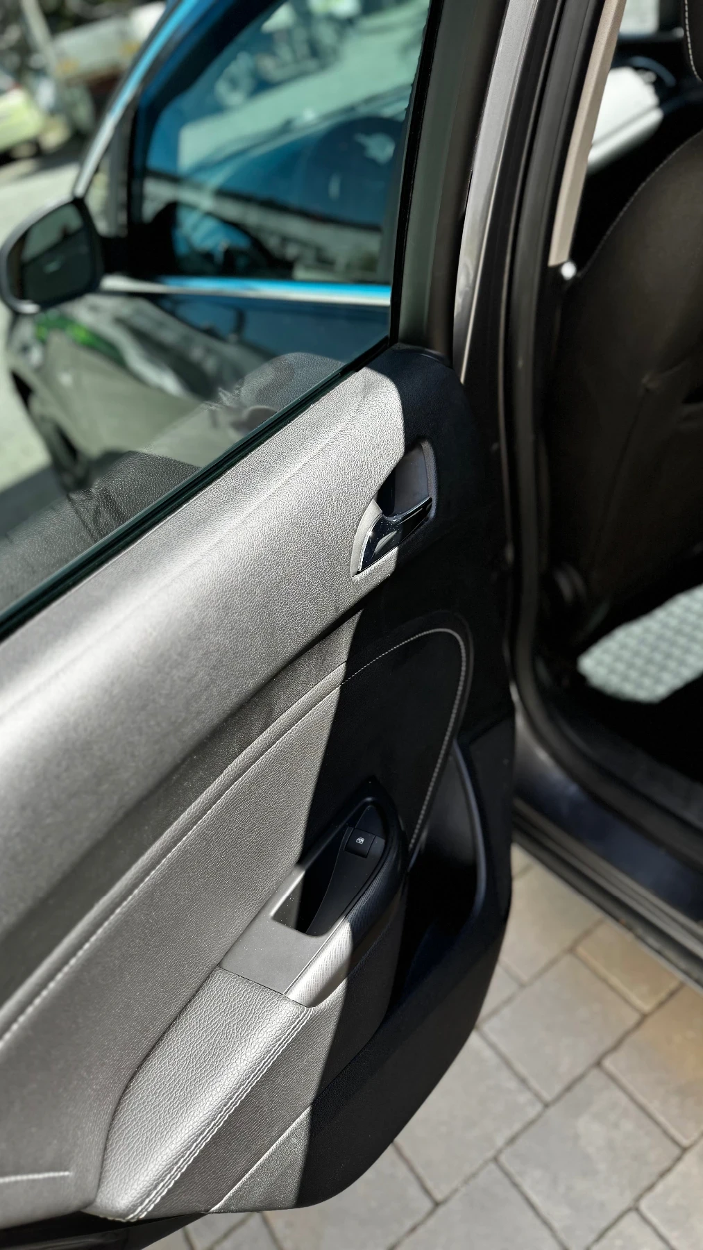 Opel Astra Sports Tourer, снимка 7 - Автомобили и джипове - 53811141