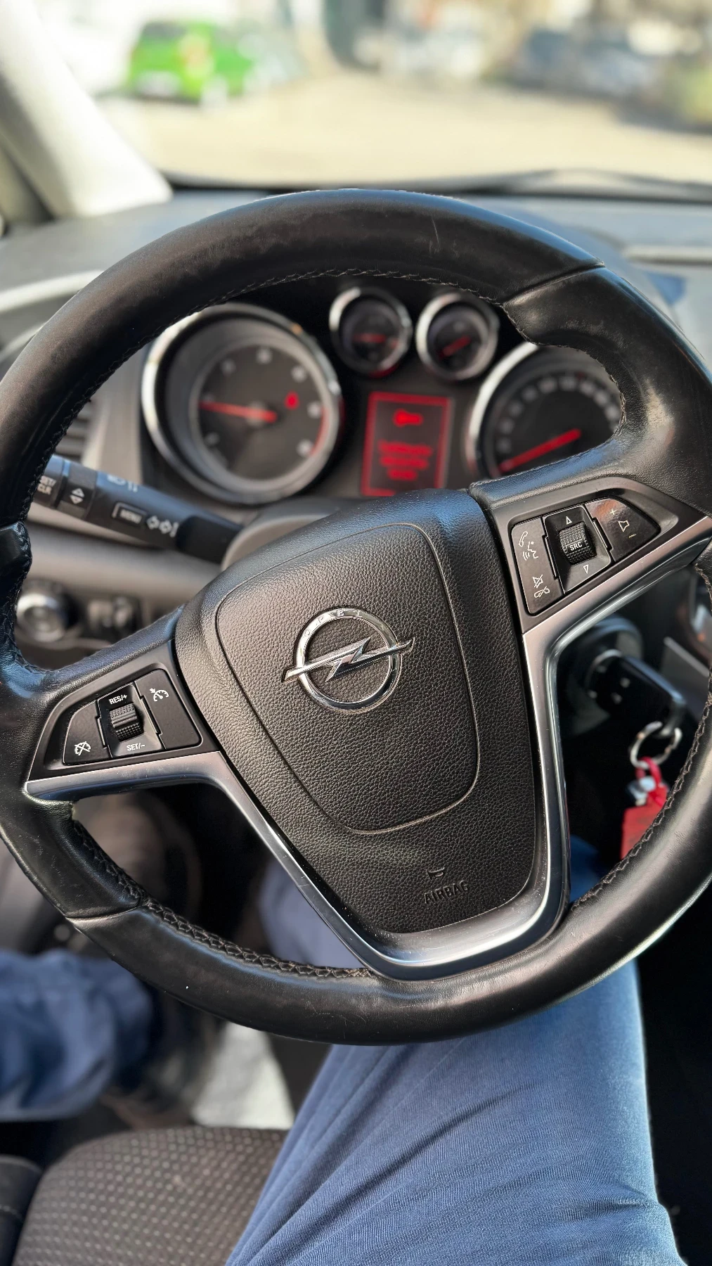 Opel Astra Sports Tourer, снимка 11 - Автомобили и джипове - 53811141