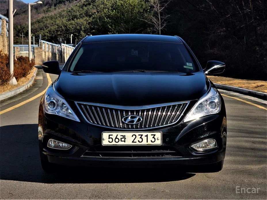 Hyundai Grandeur, снимка 2 - Автомобили и джипове - 53852256