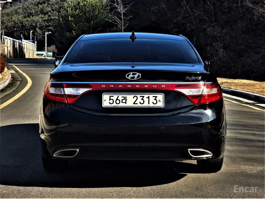Hyundai Grandeur, снимка 4 - Автомобили и джипове - 53852256