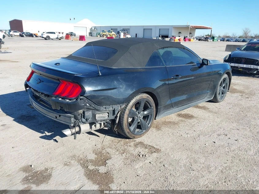 Ford Mustang 2.3l Ecoboost Premium, снимка 4 - Автомобили и джипове - 54002342