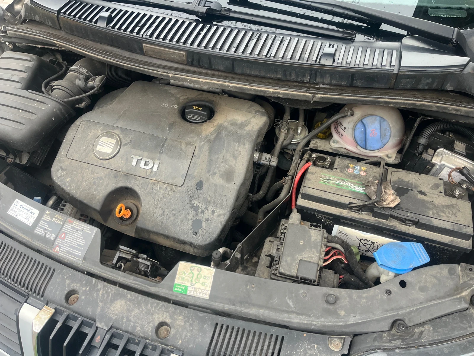 Seat Alhambra 6+ 1, снимка 8 - Автомобили и джипове - 54013873