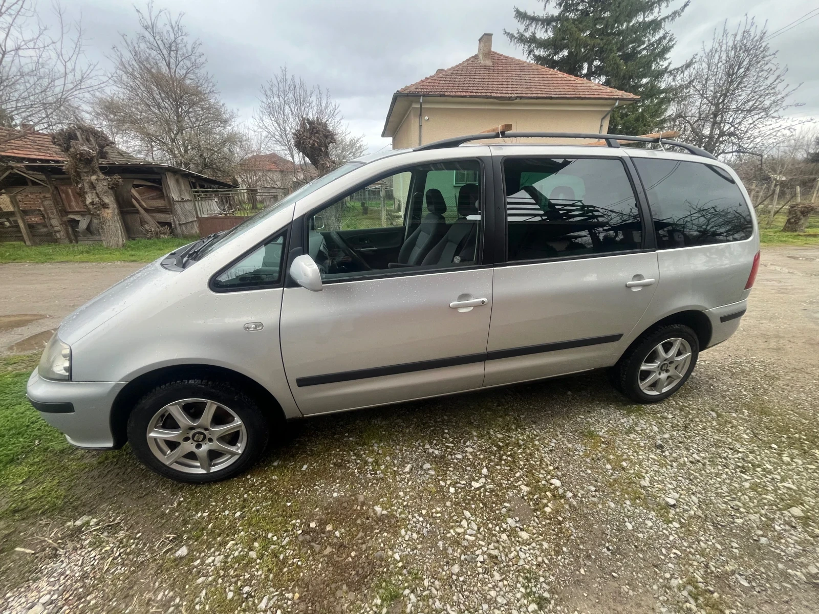 Seat Alhambra 6+ 1, снимка 4 - Автомобили и джипове - 54013873