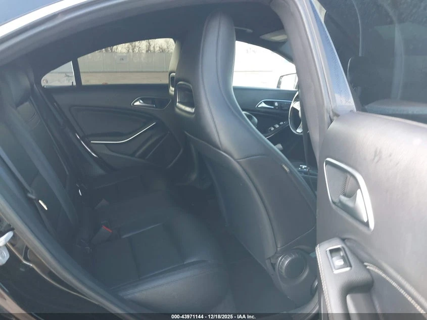 Mercedes-Benz CLA 250 2.0L I-4 DI, DOHC, VVT, TURBO, 208HP Front Wheel | Mobile.bg � ����������� 8