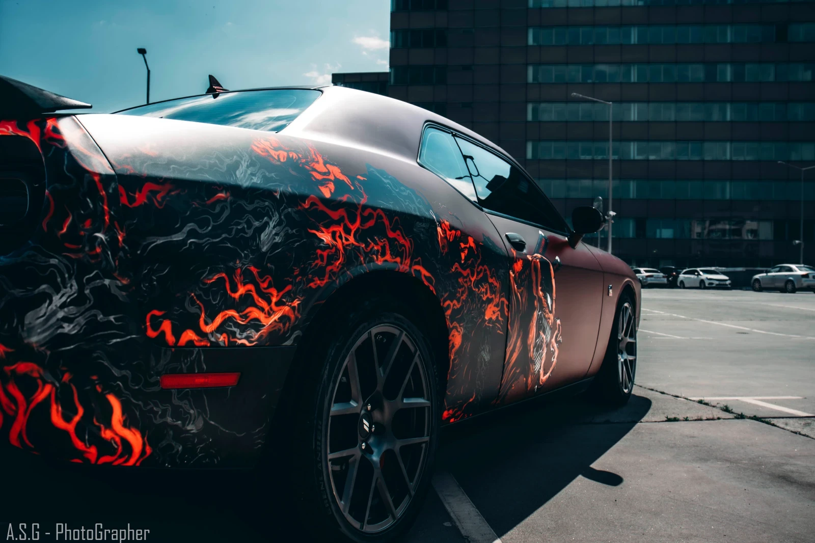 Dodge Challenger 6.4 Scat Pack/ Carbon Hood/ Baer 6S, снимка 10 - Автомобили и джипове - 54765926