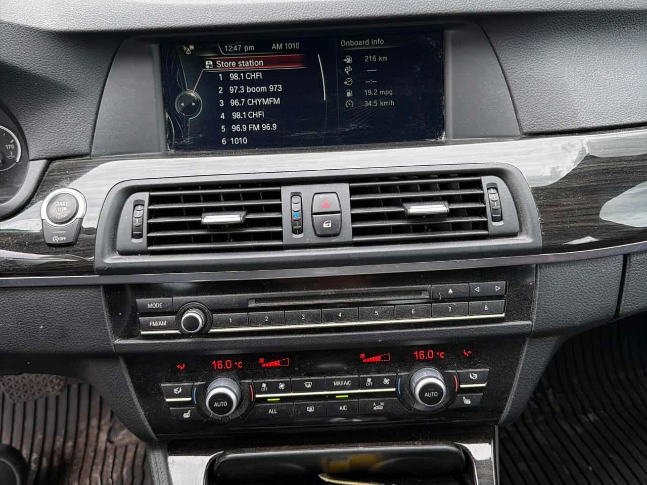 BMW 535 * 535i xDrive * CARFAX * БЕЗ ПЪРВОНАЧАЛНА ВНОСКА, снимка 11 - Автомобили и джипове - 54480258