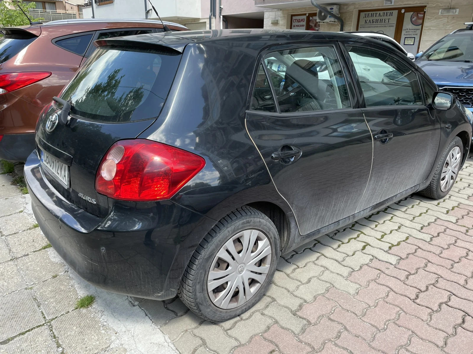 Toyota Auris, снимка 4 - Автомобили и джипове - 54519010