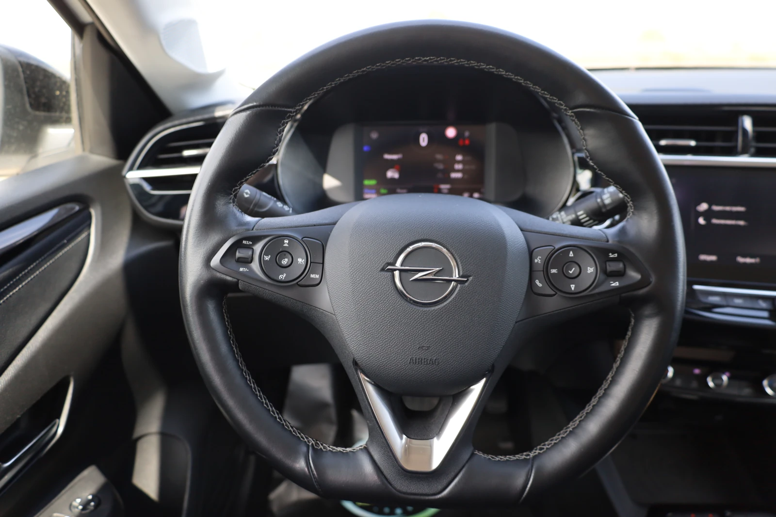 Opel Corsa 50KW* 98%Батерия* , снимка 9 - Автомобили и джипове - 54524408