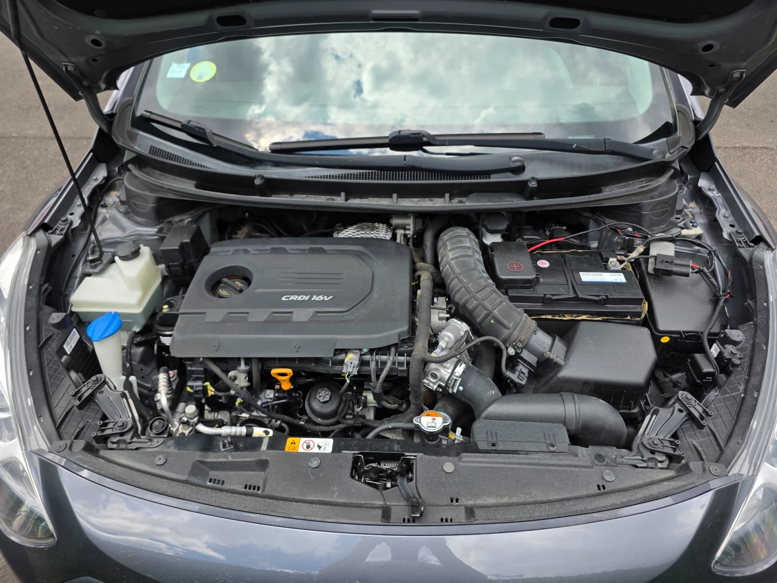 Hyundai I30 1.6 crdi ����6 | Mobile.bg � ����������� 12