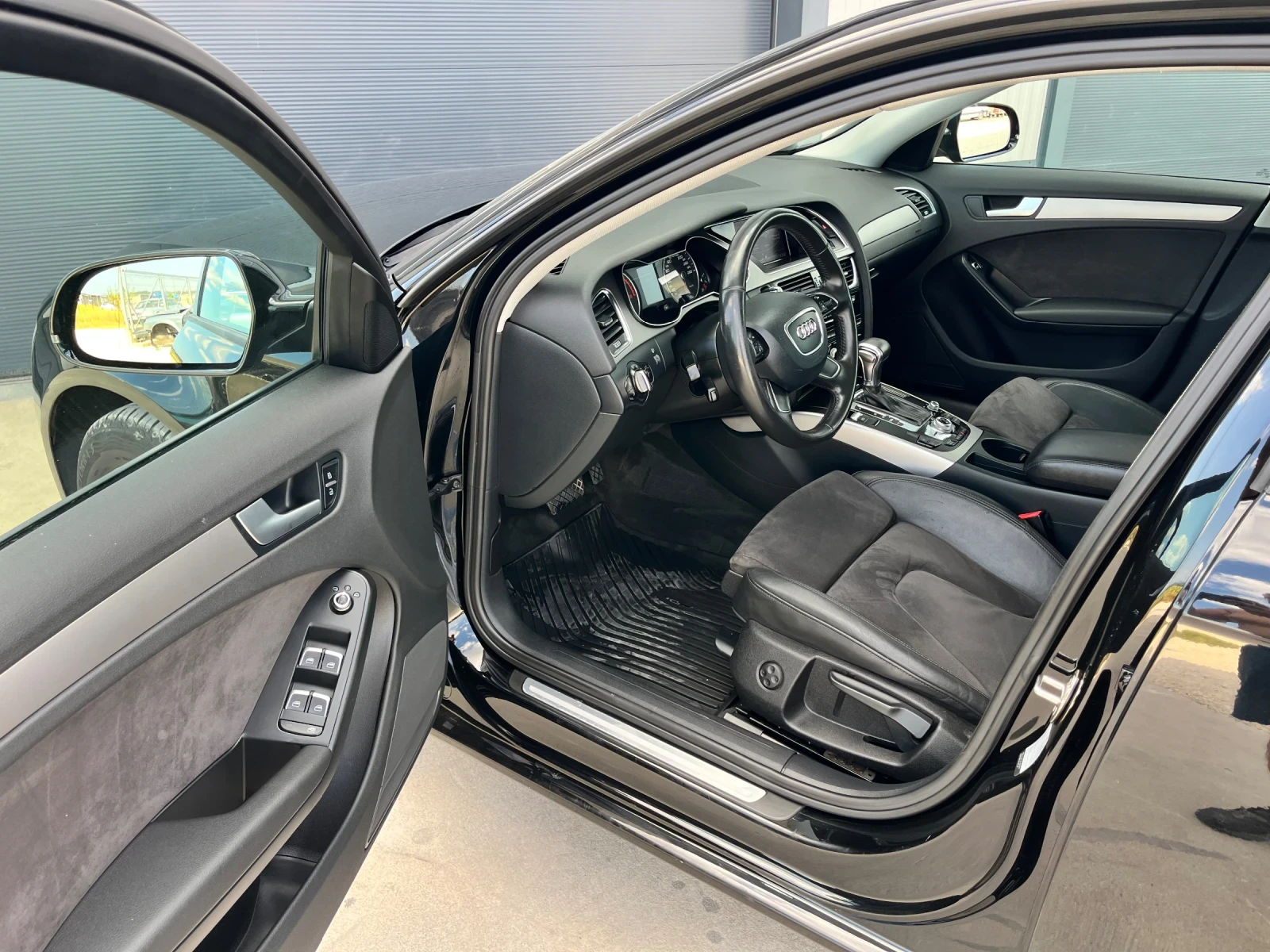 Audi A4 2.0TDi, снимка 10 - Автомобили и джипове - 55616599