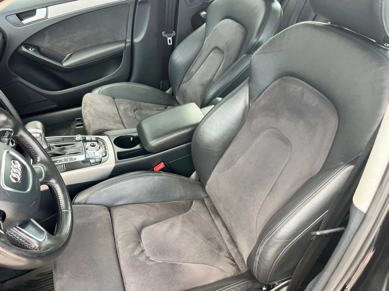 Audi A4 2.0TDi, снимка 11 - Автомобили и джипове - 55616599