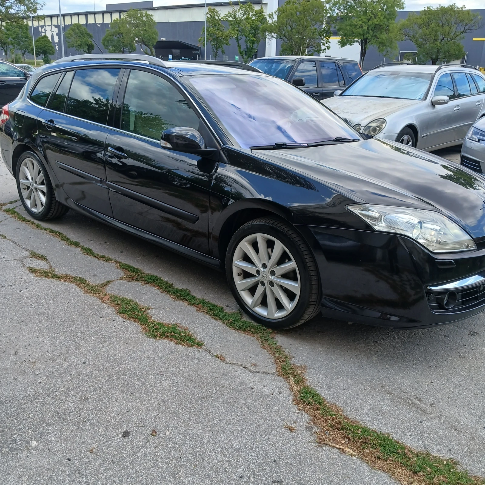 Renault Laguna АВТОМАТИК - ИНИЦИАЛЕ , снимка 8 - Автомобили и джипове - 55670724