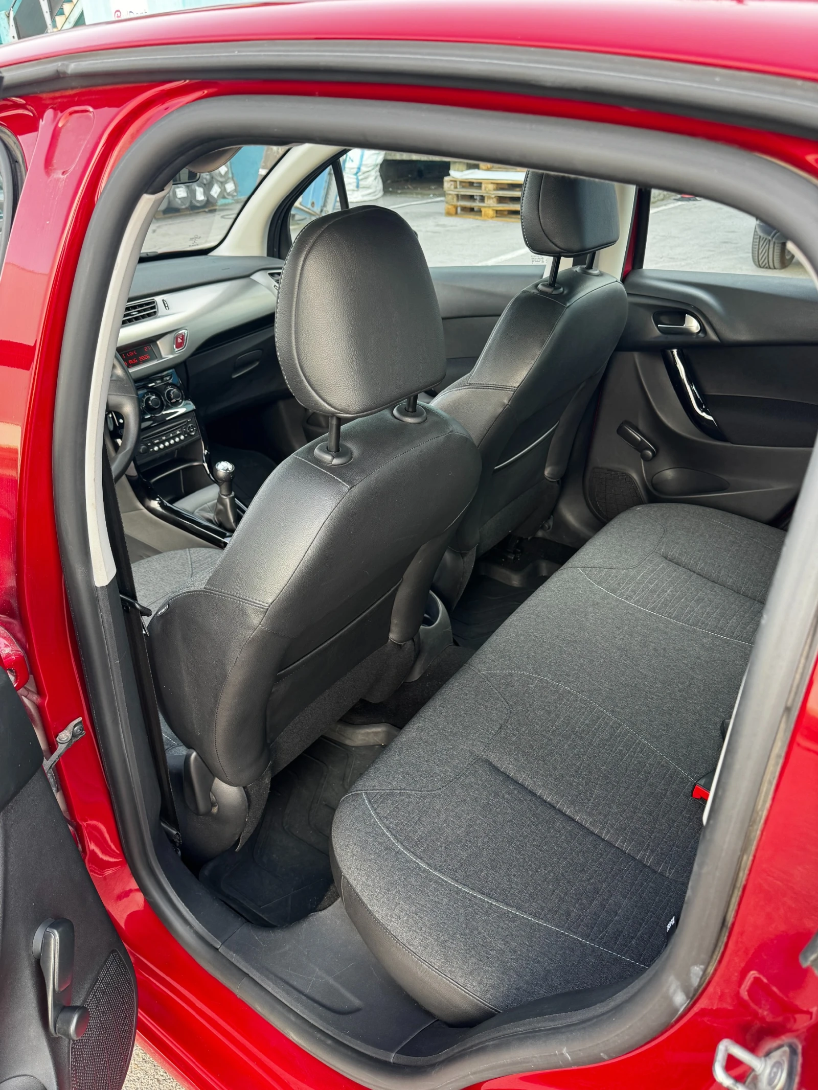 Citroen C3, снимка 16 - Автомобили и джипове - 55888644