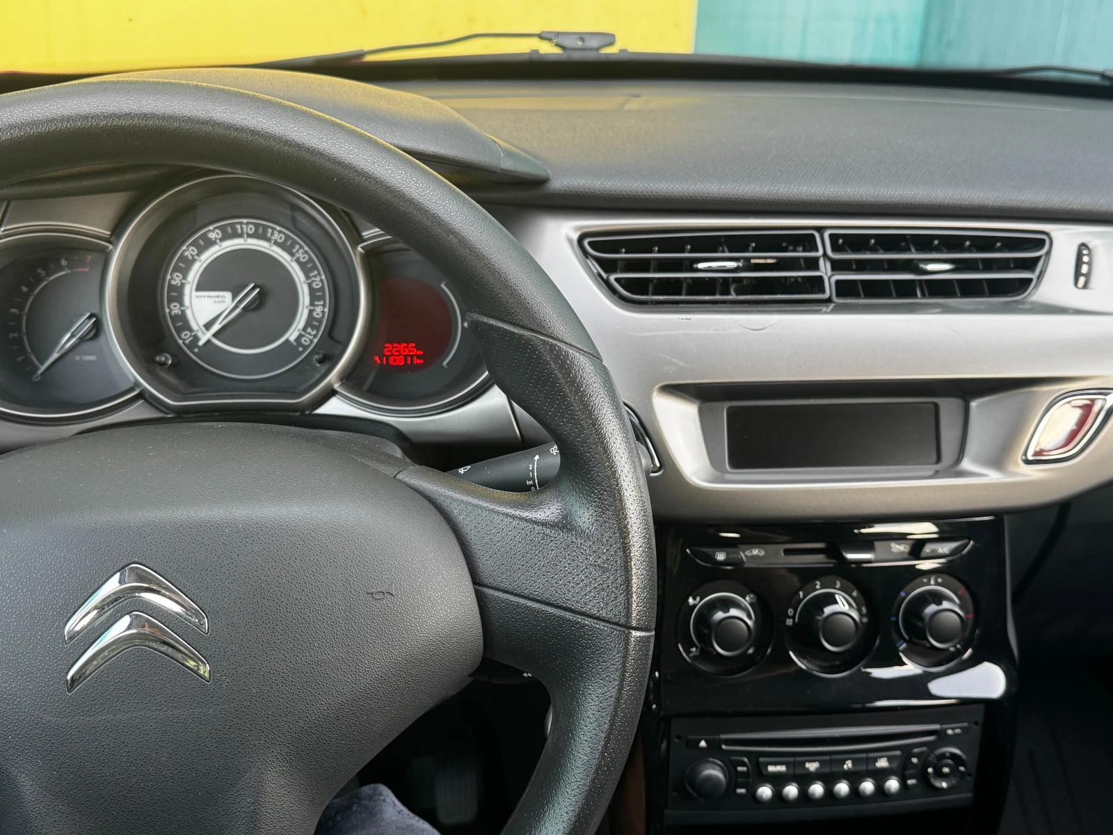 Citroen C3, снимка 8 - Автомобили и джипове - 55888644