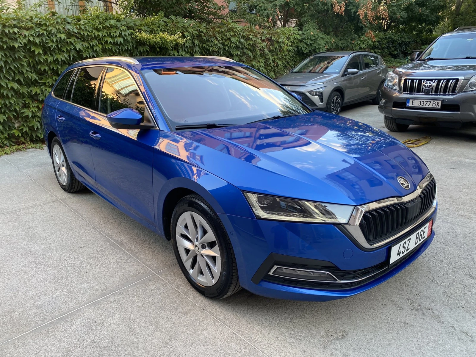 Skoda Octavia 2.0 TDI/ DSG/ Style/ Combi, снимка 3 - Автомобили и джипове - 55932415