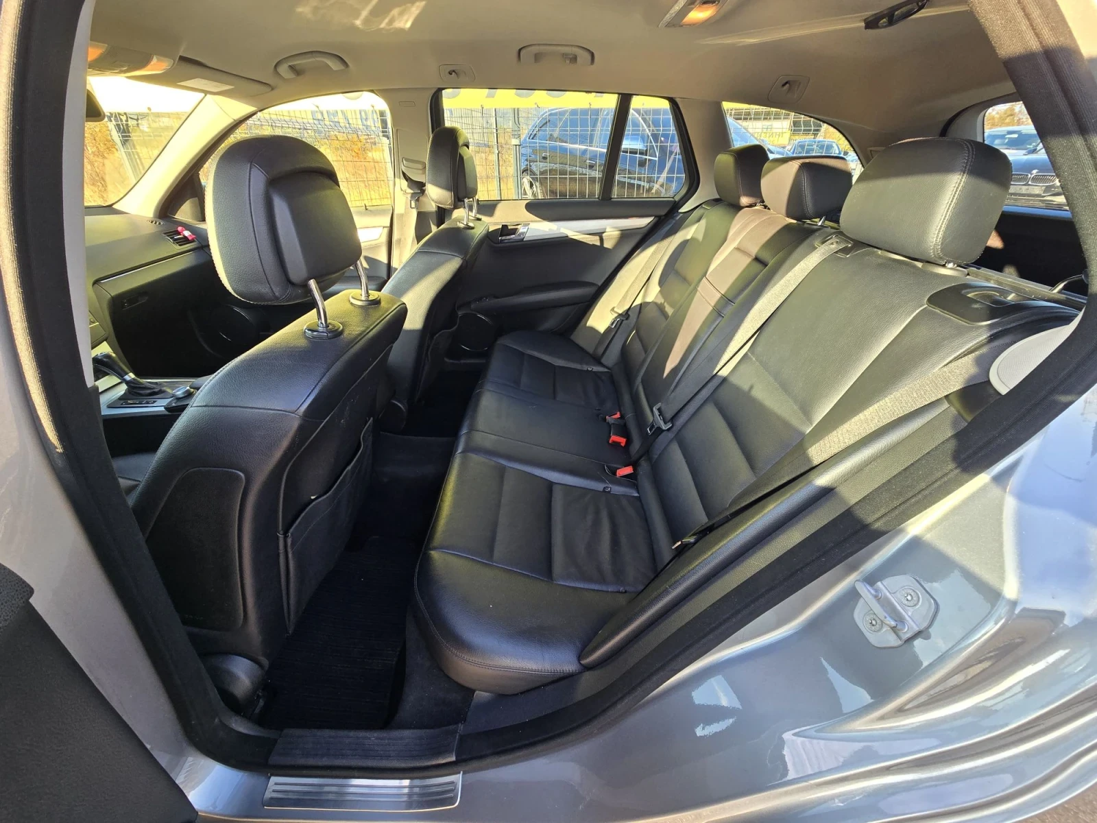 Mercedes-Benz C 350 4-MATIC\AMG\������� ������ | Mobile.bg � ����������� 10