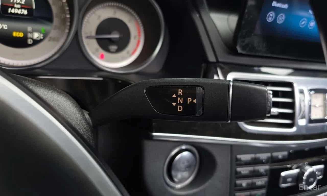 Mercedes-Benz E 220 * E220 CDI Avantgarde * , снимка 9 - Автомобили и джипове - 56596603