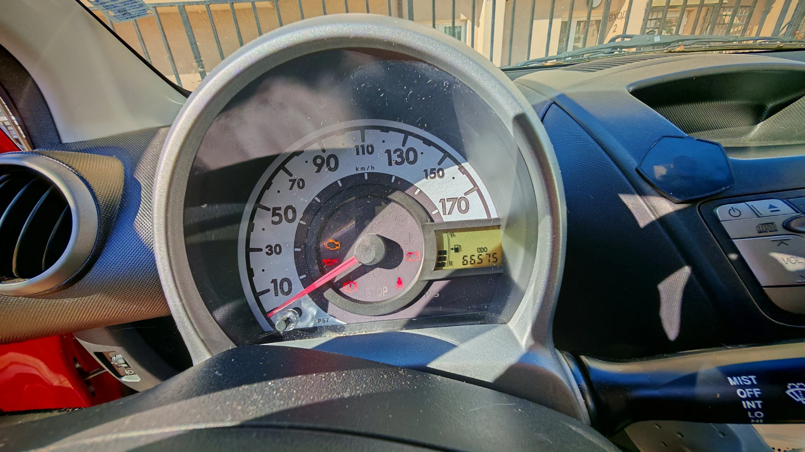 Toyota Aygo 1.0 VVT-i, снимка 3 - Автомобили и джипове - 56680820