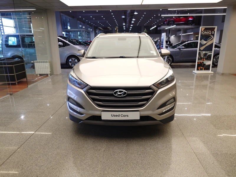 Hyundai Tucson Exclusive AWD , снимка 5 - Автомобили и джипове - 48336068