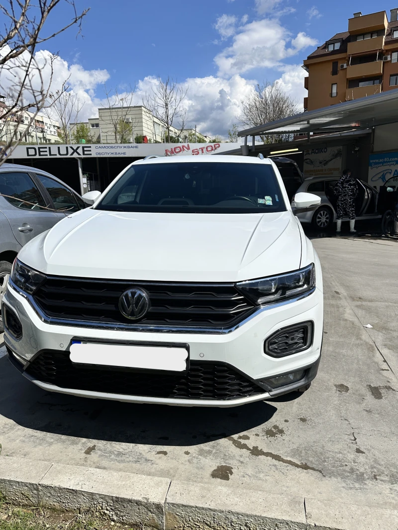 VW T-Roc, снимка 5 - Автомобили и джипове - 52371802