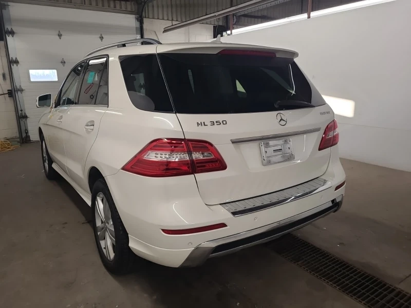 Mercedes-Benz ML 350 Diesel* Amg* Harman Kardon, снимка 3 - Автомобили и джипове - 52724395