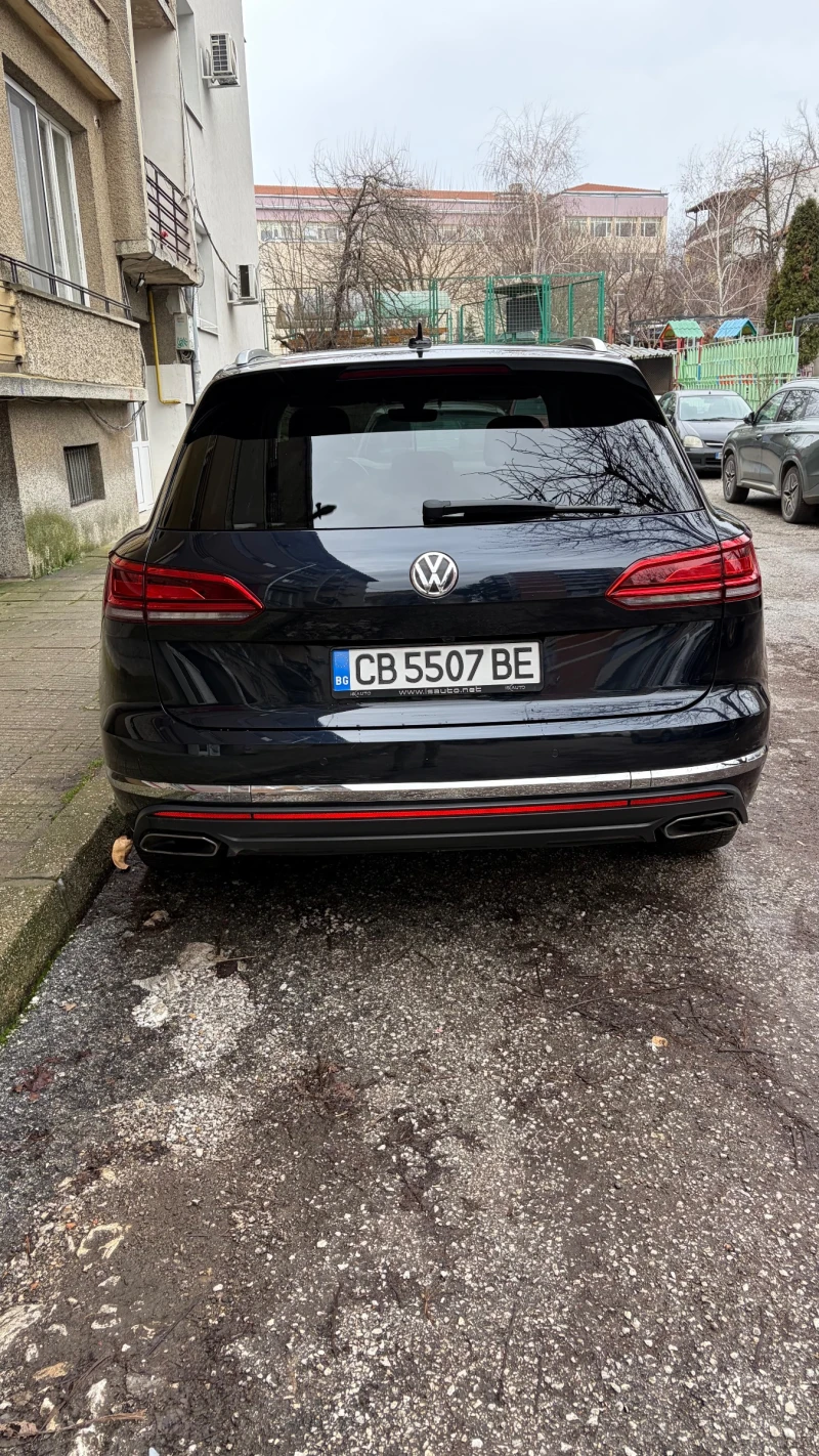 VW Touareg 4.0 TDI SCR, снимка 5 - Автомобили и джипове - 53481810