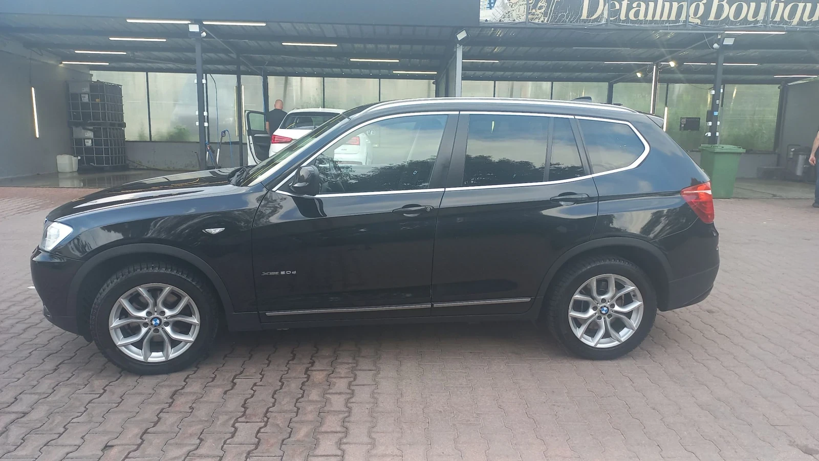 BMW X3 xDrive 20d - изображение 2