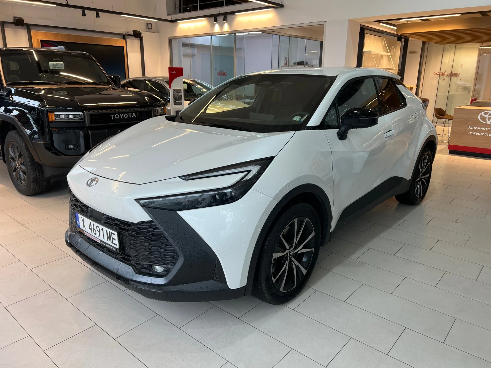 Toyota C-HR CLUB PLUG-IN - изображение 2