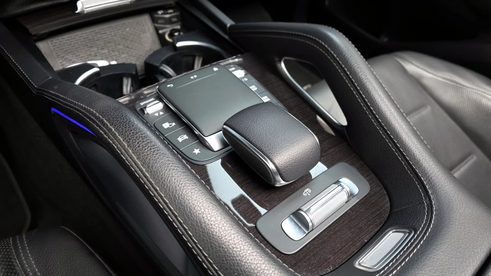 Mercedes-Benz GLE  COUPE 400d 4MATIC, снимка 13 - Автомобили и джипове - 54237923