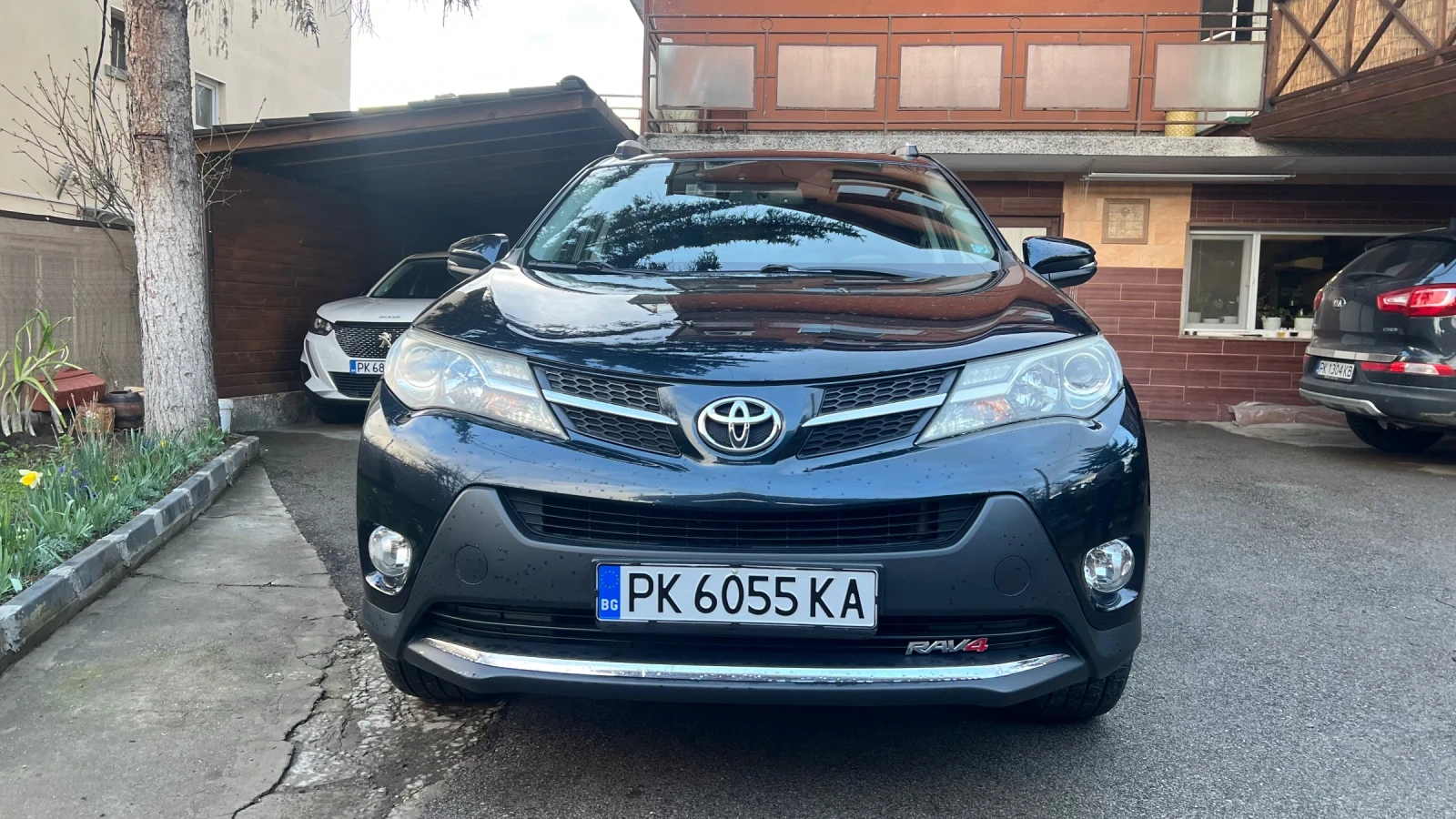 Toyota Rav4 2.0 дизел, снимка 3 - Автомобили и джипове - 54476510