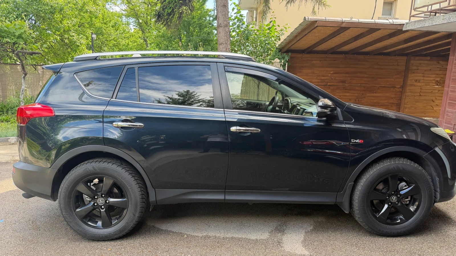 Toyota Rav4 2.0 дизел, снимка 6 - Автомобили и джипове - 54476510