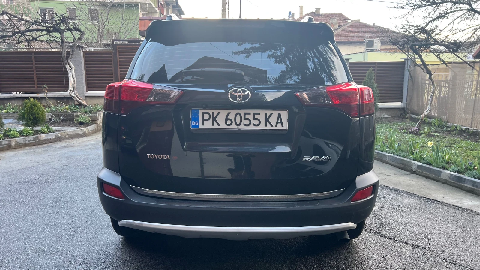 Toyota Rav4 2.0 дизел, снимка 4 - Автомобили и джипове - 54476510