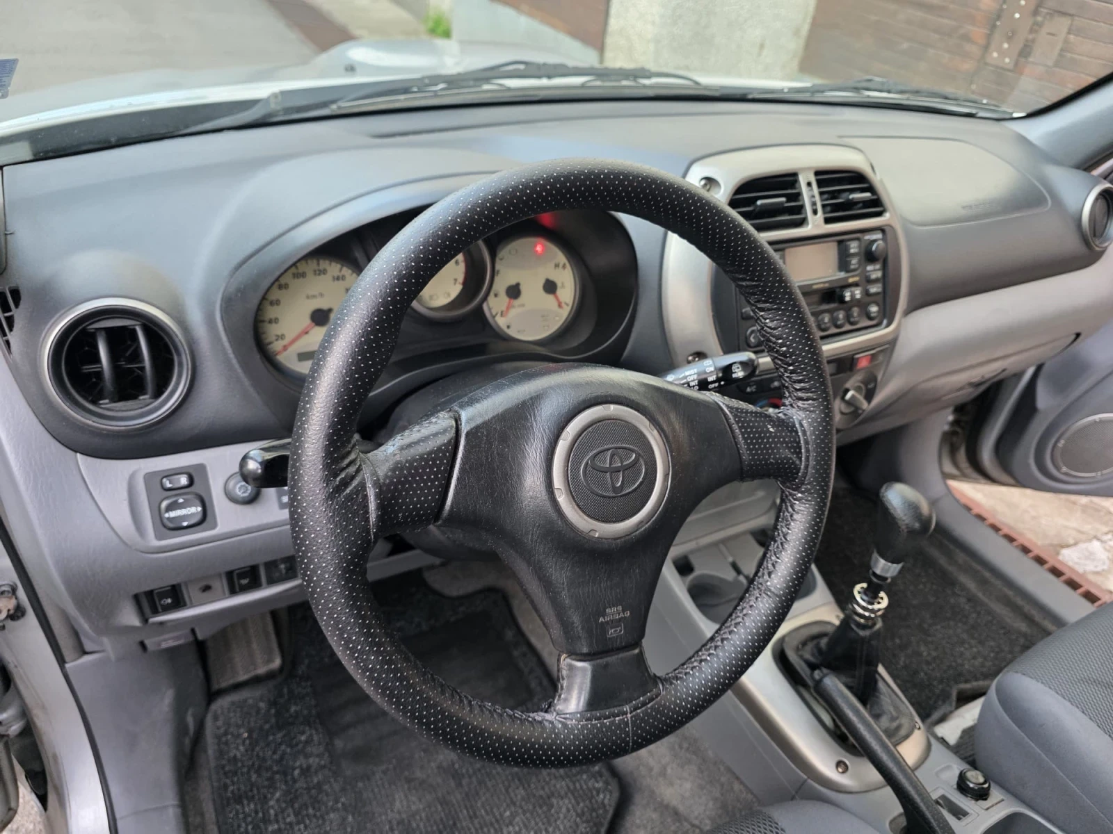 Toyota Rav4 D4D, снимка 8 - Автомобили и джипове - 55238473