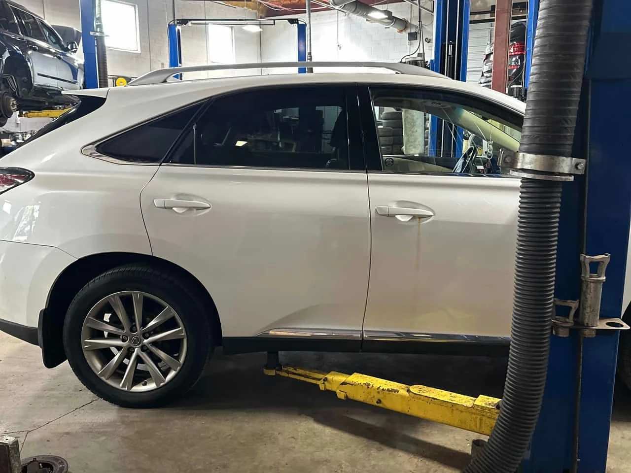 Lexus RX 350 * AWD * CARFAX * 2 КЛЮЧА * KEYLESS * ПОДГРЕВ, снимка 3 - Автомобили и джипове - 54920379