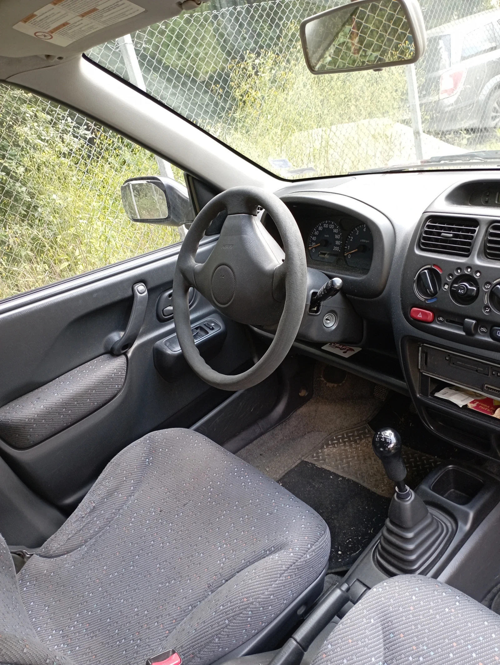 Suzuki Ignis, снимка 3 - Автомобили и джипове - 55006870